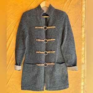 Mirabell Salzburg 100% New Wool Grey Sweater with Leather Closures Size Small